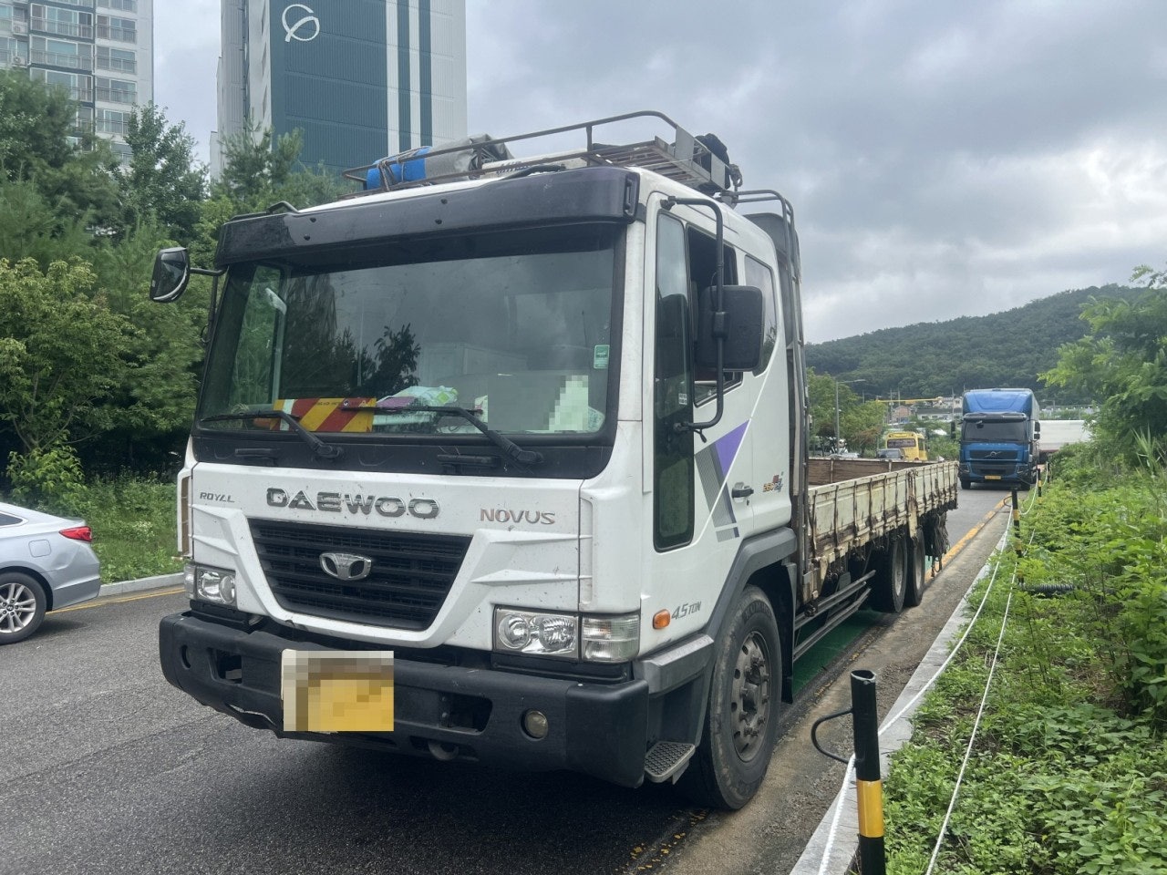 카고트럭 4.5톤 중고트럭